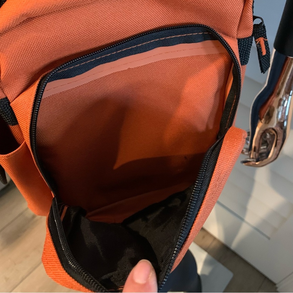 GH Bass & Co. Orange Crossbody Bag - Picture 6 of 11
